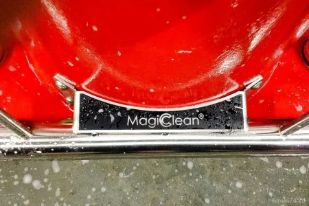 Автомат по продаже стеклоомывающей жидкости MagicClean фото 3
