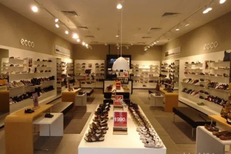 Магазин обуви Ecco фото 1